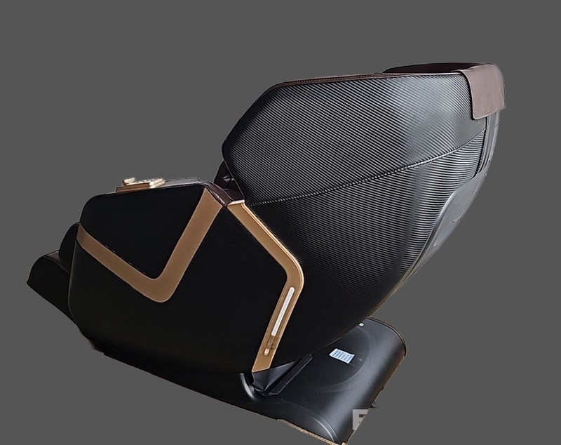 2026 Luxury Leather Zero-Gravity Massage Chair with 20 Modes, Touchscreen gallery