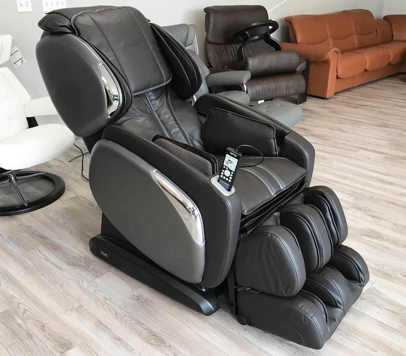 Osaki OS-4000CS Zero Gravity L-Track Space Saving Massage Chair Recliner + Heat gallery