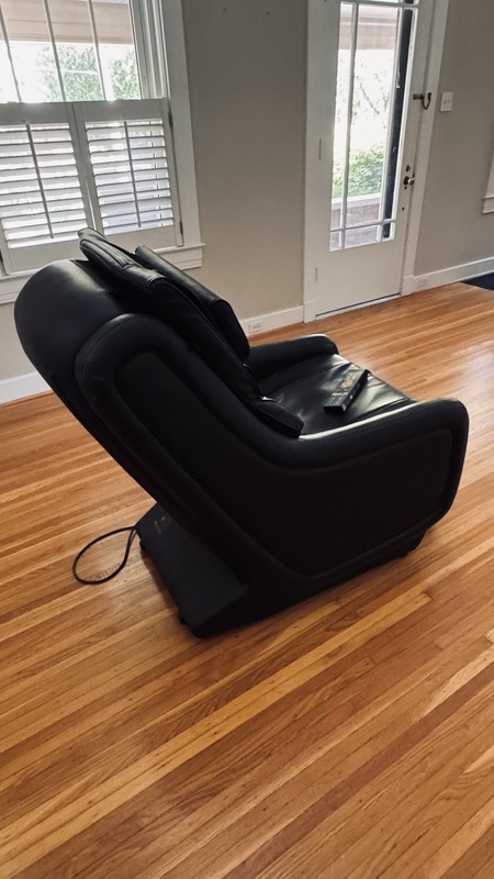 Massage Chair Zero G 5.0 Human Touch Zero Anti Gravity Recliner, Espresso *NICE* gallery