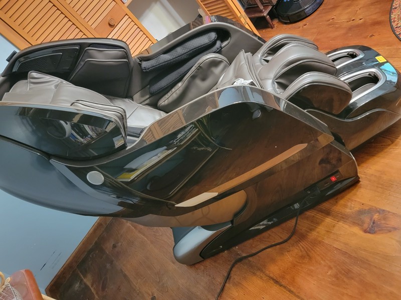 Kyota M868 Yosei 4D Massage Chair – Zero Gravity, 49" L-Track, Heat, Foot... gallery