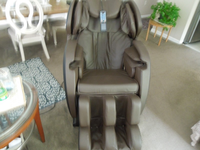 Massage Chair,Electric Hardly ever used. Excellent condition !