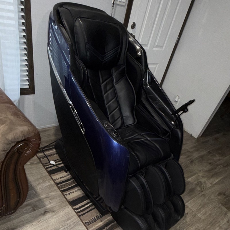 Electric Massage Chair Black and Blue Faux Leather Full Body Solid Pattern