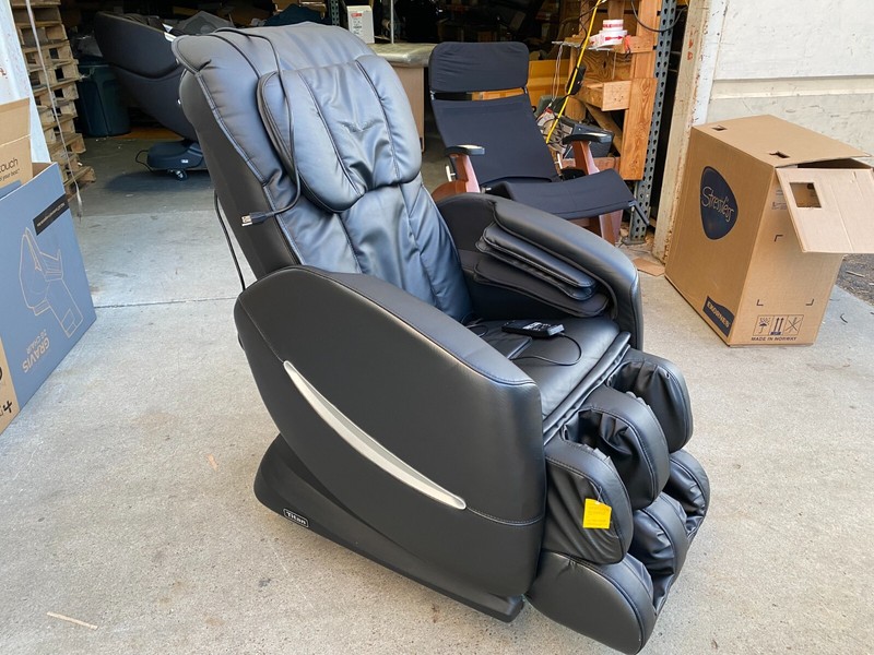 Osaki Titan Comfort 7 Massage Chair Recliner #3 gallery