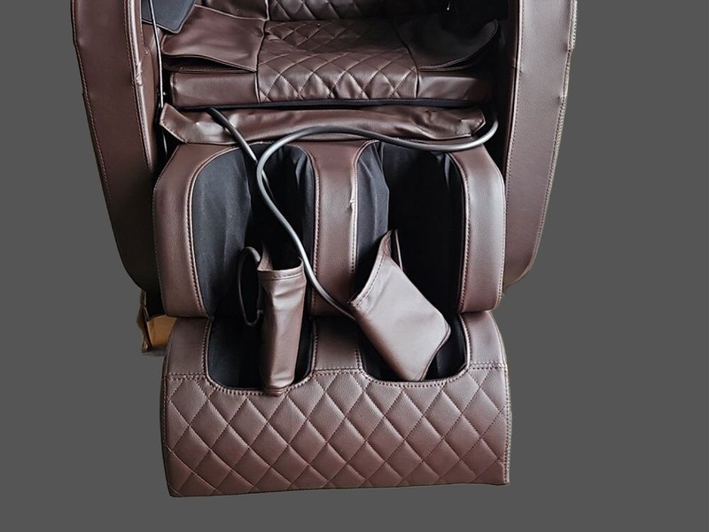 2026 Luxury Leather Zero-Gravity Massage Chair with 20 Modes, Touchscreen gallery
