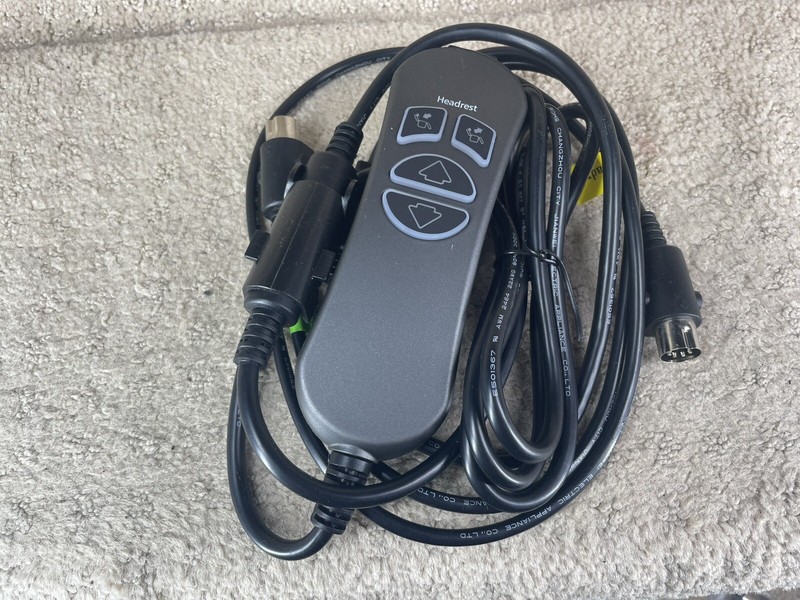 HC110-2M-1U01 Gray 4 Buttons 5 Pin 2 Connections Mulin Recliners Remote Control