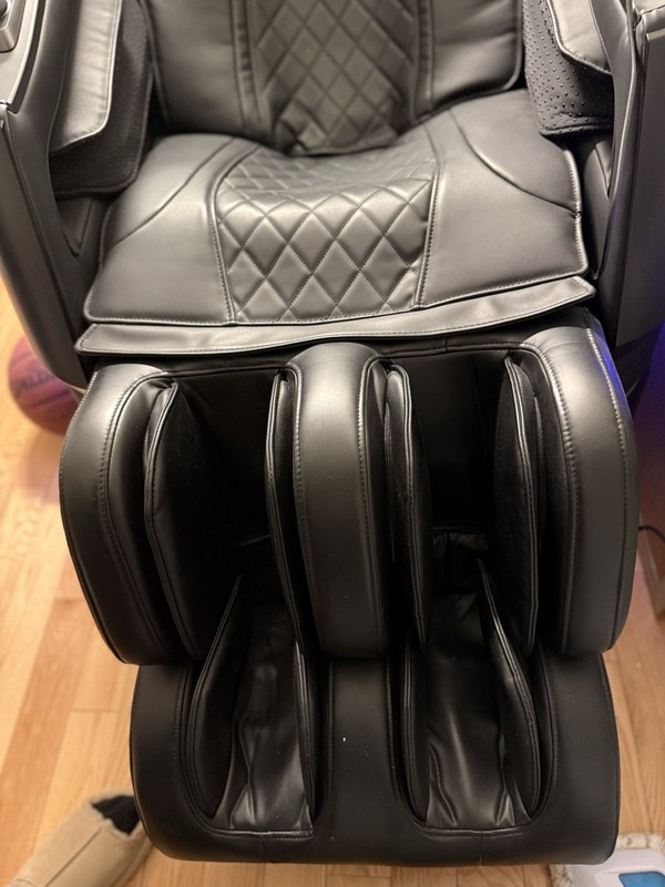 Titan TP-Epic 4D Electric Massage Chair Recliner w/ Screen & Manual Black gallery