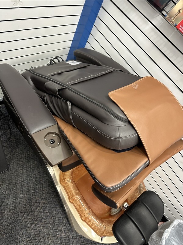 human touch massage chair With A Tab gallery