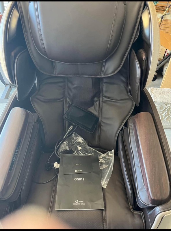 OGAWA 2 Stage Zero Gravity Massage Chair gallery