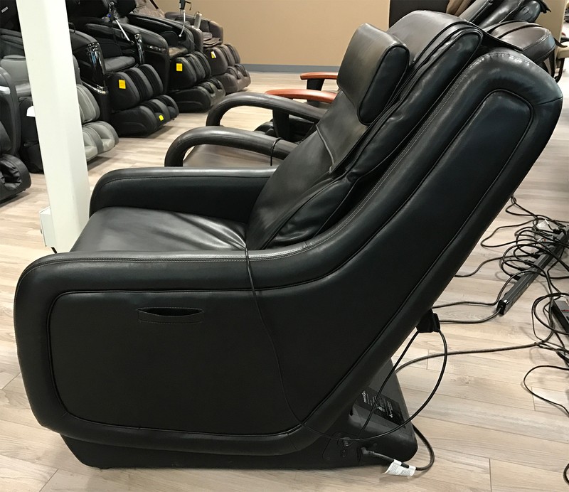 Human Touch ZeroG 4.0 Zero Gravity Immersion Seating Massage Chair Recliner gallery