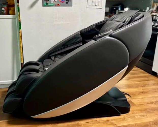 Human Touch Novo XT2 Premium Massage Chair Full Body 3D Zero Gravity Heat Remote gallery