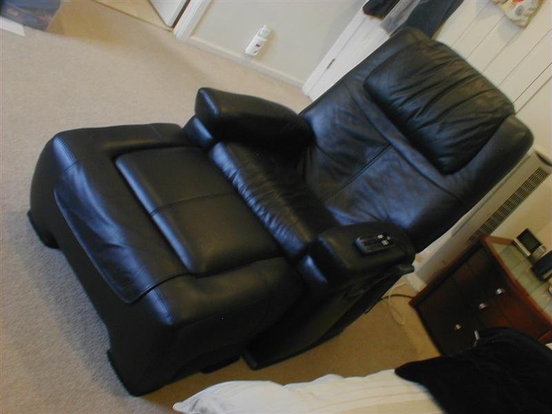 Luxury RMS-14 Leather Massage Chair Recliner + Ottoman