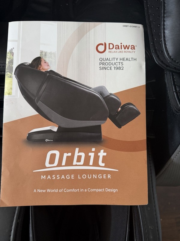 Daiwa Orbit Massage Chair Black L-Track Zero Gravity Heated Faux Leather ORBT-1