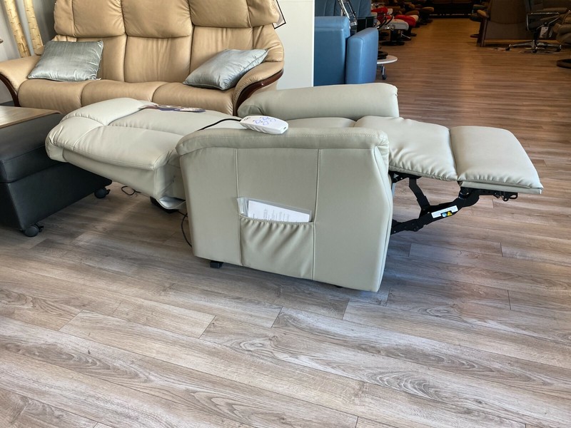 Serta Winston 592 Perfect Lay Flat Infinite Position Lift Chair Recliner - Putty gallery