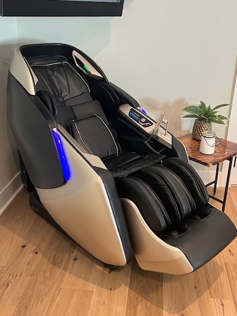Floridian Brand Galaxy 4D Massage Chair/Cosmic Beige gallery