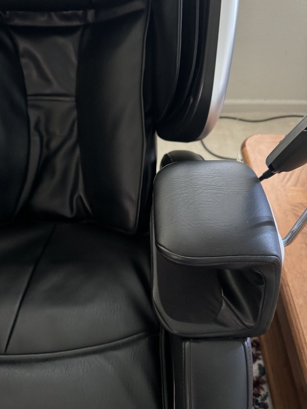 Fujiiryoki CYBER-RELAX SKS-1850 Massage Chair Made In Japan $̶2̶5̶0̶0̶ gallery