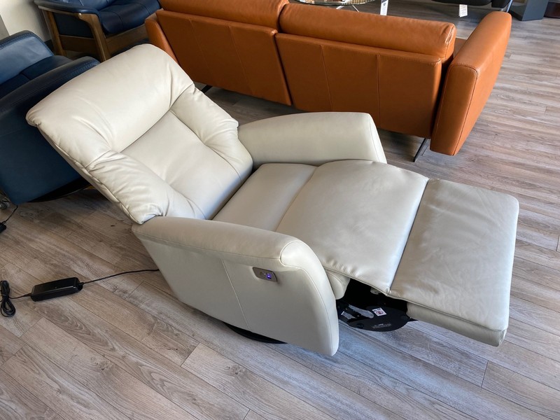 IMG Genesis RM338 Large Power Relaxer Recliner Chair Trend T417 Cinder Leather