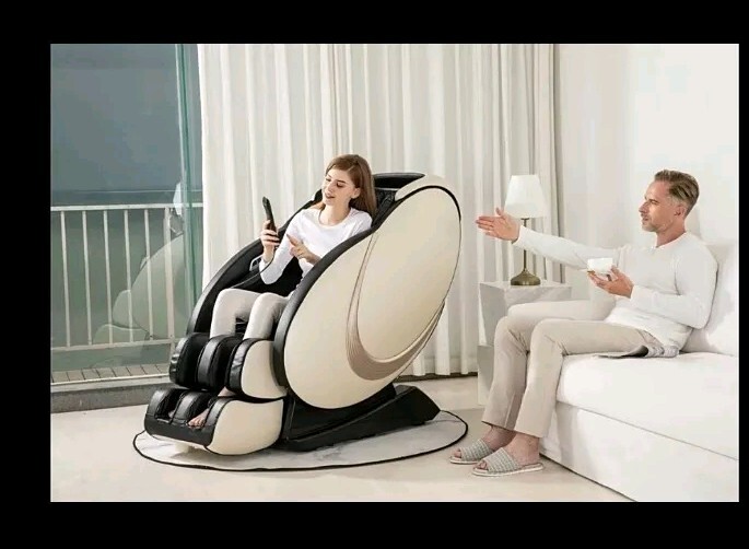 Luxury Full Body Zero Gravity Massage Chair Heating Head Foot 180° Bluetooth