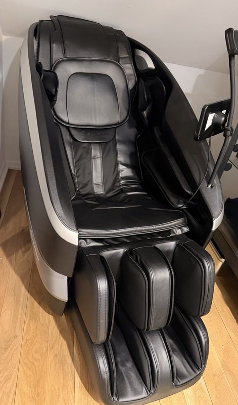 Zero Gravity Cheap Full Body Massage Chair Speaker 5 Auto Free Pillow Pick Up gallery