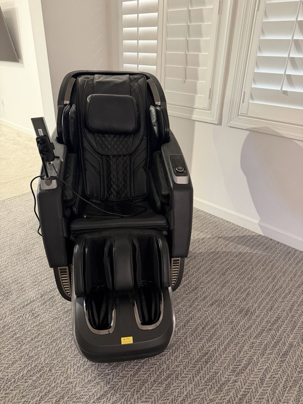 Osaki OS-4D Pro Ekon Plus Massage Chair Black