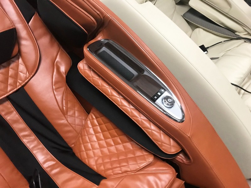 Saddle Human Touch Super Novo Zero Gravity 4D S & L Track Massage Chair Recliner gallery
