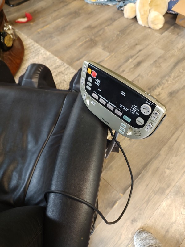 Panasonic Black Massage Recliner Chair w/ Wired Remote, Shiatsu/Vibration gallery