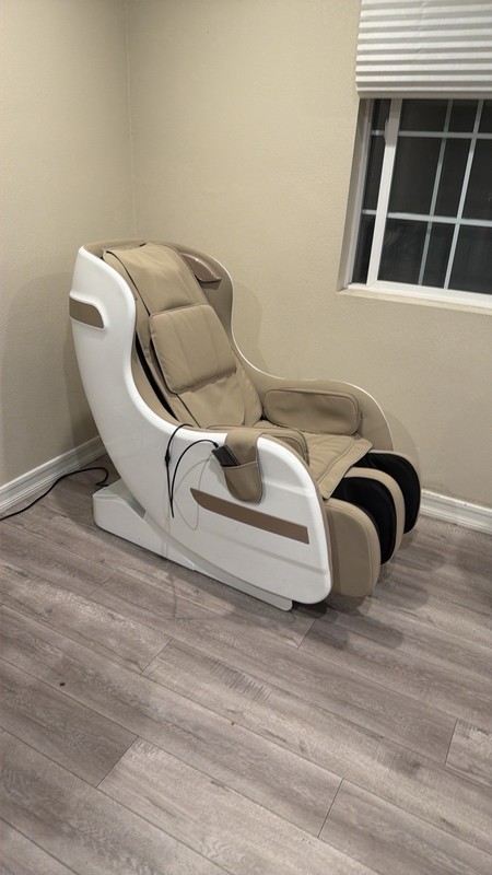 Electric Massage Chair Recliner Remote, Zero Gravity, Heated Faux Leather gallery