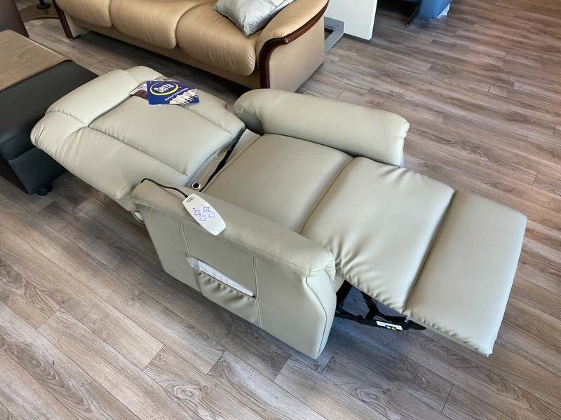 Serta Winston 592 Perfect Lay Flat Infinite Position Lift Chair Recliner - Putty gallery