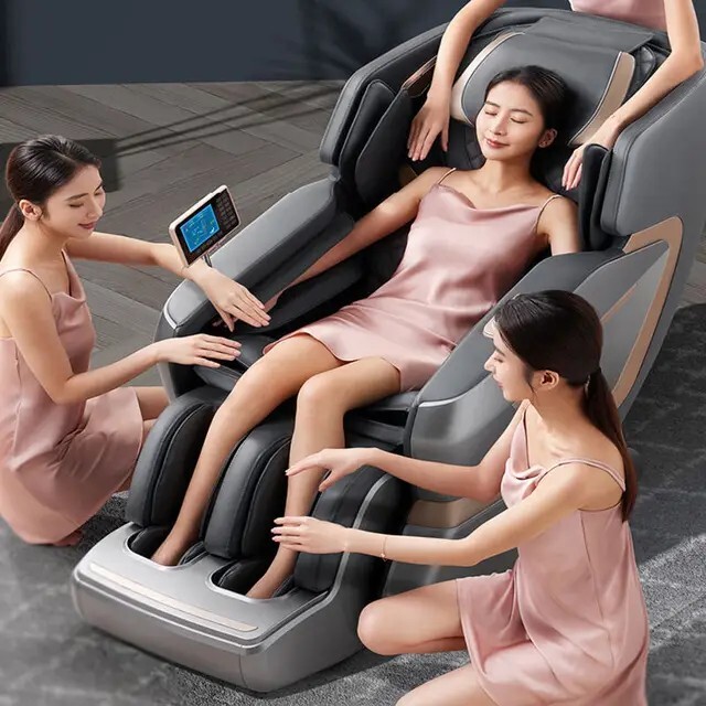 Luxury Full Body 4D Zero Gravity Massage Chair Heating Head Foot 180° Bluetooth