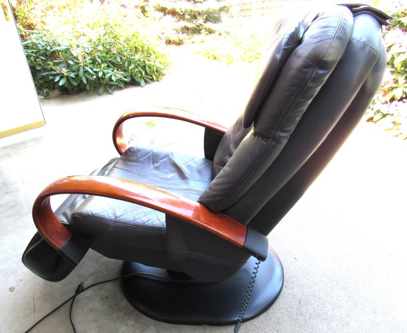 Working HTT-10CRP Full Body Roller Massage Chair Recliner Lounge Nice!!!! gallery