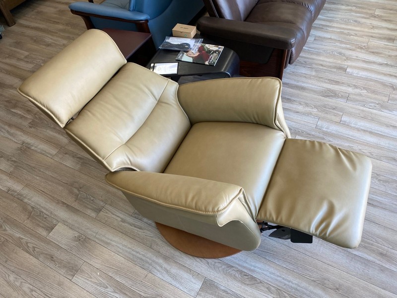 IMG Sedona Ergo Lift Chair Recliner Medium Relaxer - 2 motor Trend Sand Leather gallery
