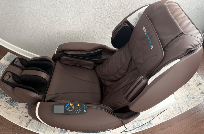 Premium Massage Chair - Medical Breakthrough Model 9 - Full Body, Zero Gravity gallery