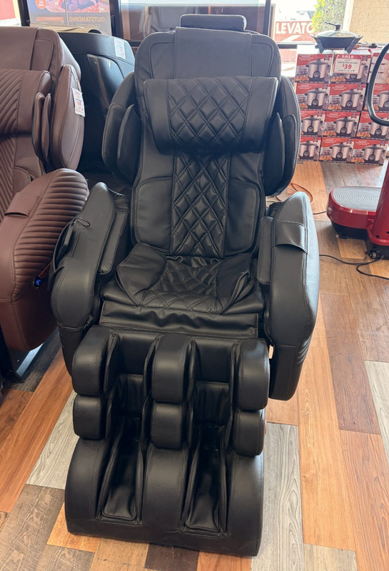 Luraco Model 3 Hybrid SL Massage Chair