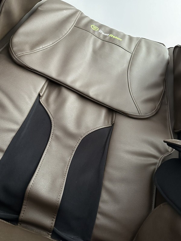 Real Relax Full Body Shiatsu Massage Chair Recliner ZERO GRAVITY Foot Rest gallery