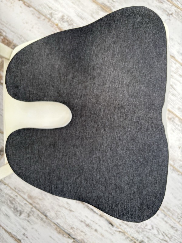 Ergonomic Massage Chair Cushion, rechargeable with heat and vibration gallery