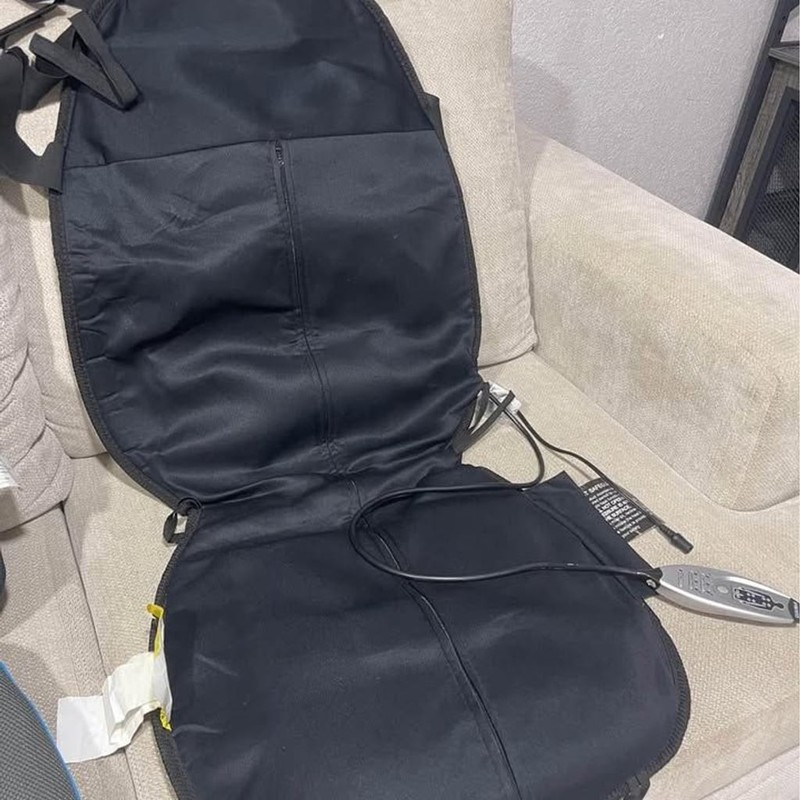 thin massage chair (needs charger)