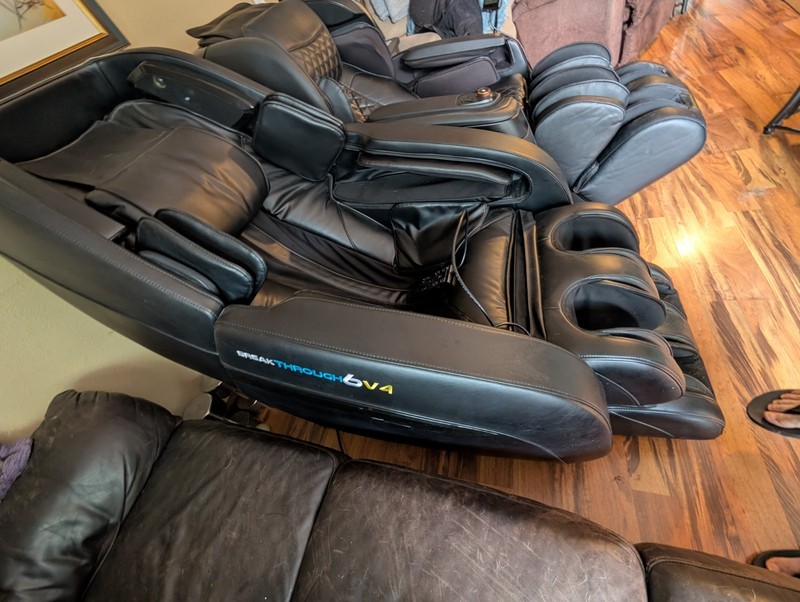 6 v4 Recliner 3D Massage Chair | Zero Gravity with Heating | Deep Tissue Shiatsu gallery