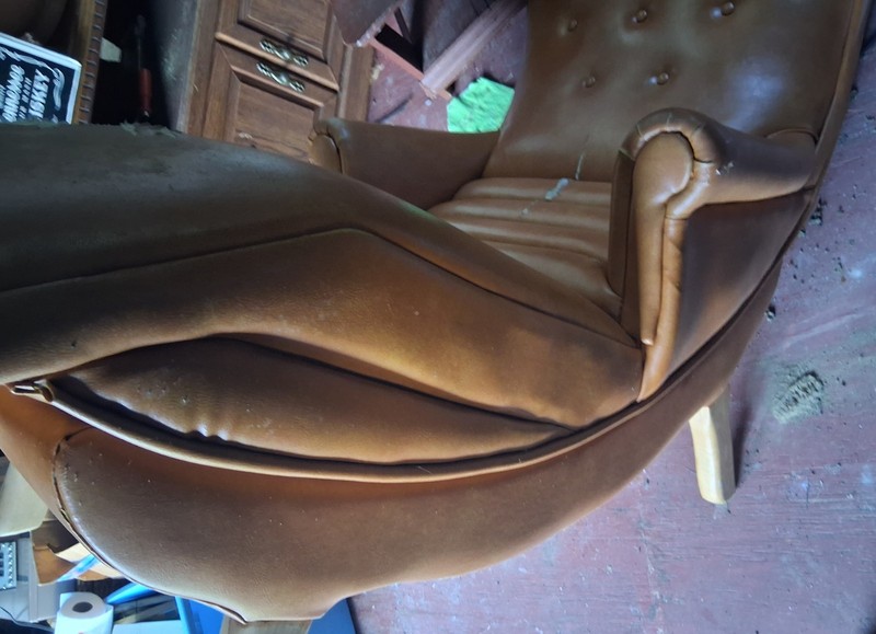 Vintage Contour Massage Lounge Chair gallery