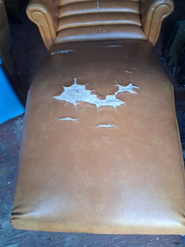 Vintage Contour Massage Lounge Chair gallery