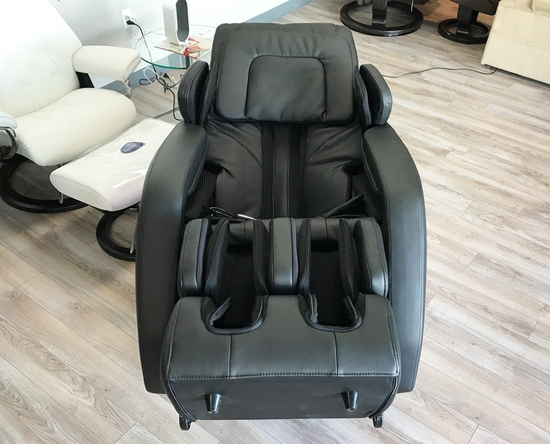 Black Osaki TP-Pro 8300 S-Track Massage Chair Zero Gravity Recliner Foot Massage gallery