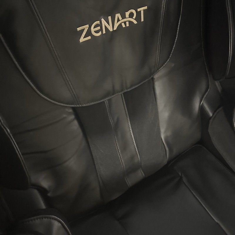 Recently Bought Massage Chair No Signs Of Use Looks Completely Brand New gallery