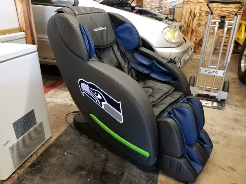 New SEATTLE SEAHAWKS Full Body Massage Chair Foot Roller Zero Gravity w Heat