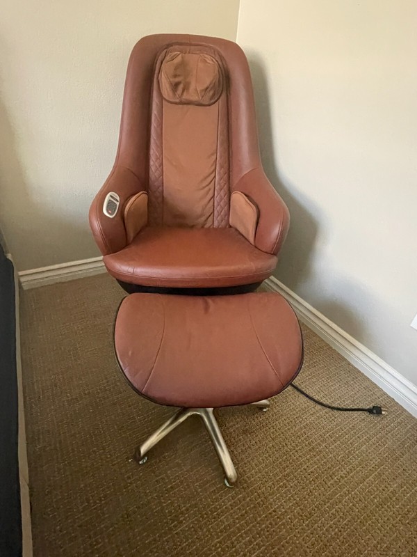 Nouhaus Caramel Brown Heated Massage Chair W/Ottoman. Slightly used! gallery