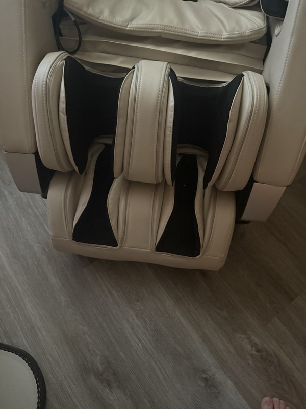 Super Novo 2.0 Massage Chair gallery