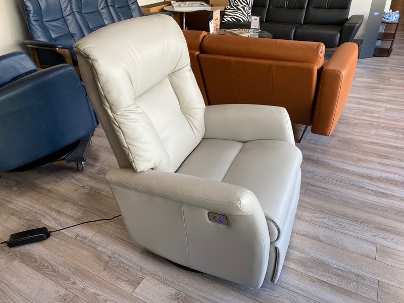 IMG Genesis RM338 Large Power Relaxer Recliner Chair Trend T417 Cinder Leather gallery