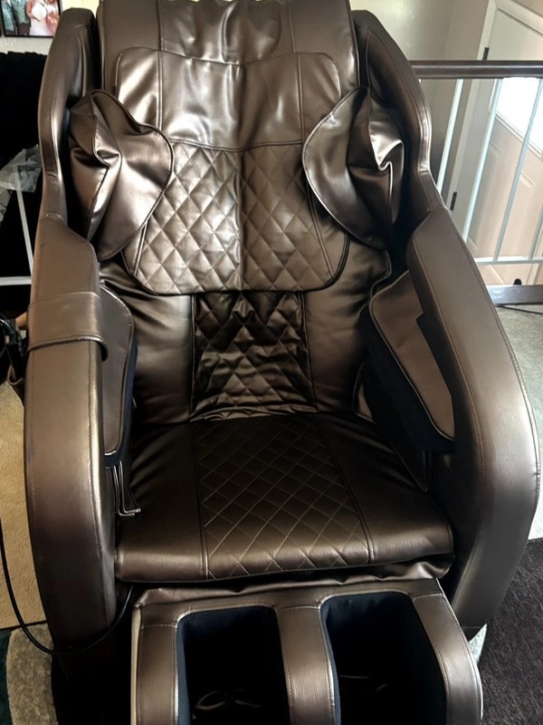Real Relax Massage Chair, Full Body Zero Gravity SL-Track Shiatsu Massage Rec... gallery