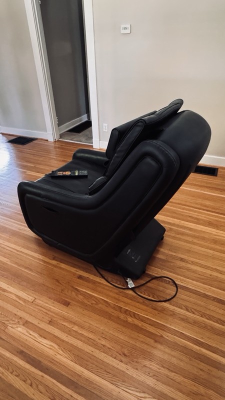 Massage Chair Zero G 5.0 Human Touch Zero Anti Gravity Recliner, Espresso *NICE* gallery