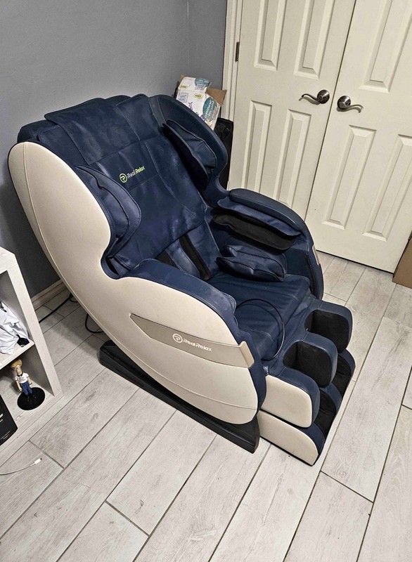 Real Relax Massage Chair