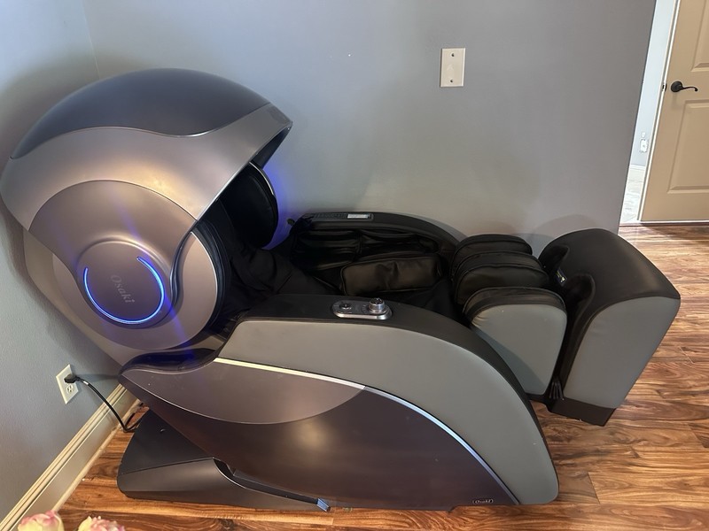 Osaki OS-4D Escape Massage Chair gallery
