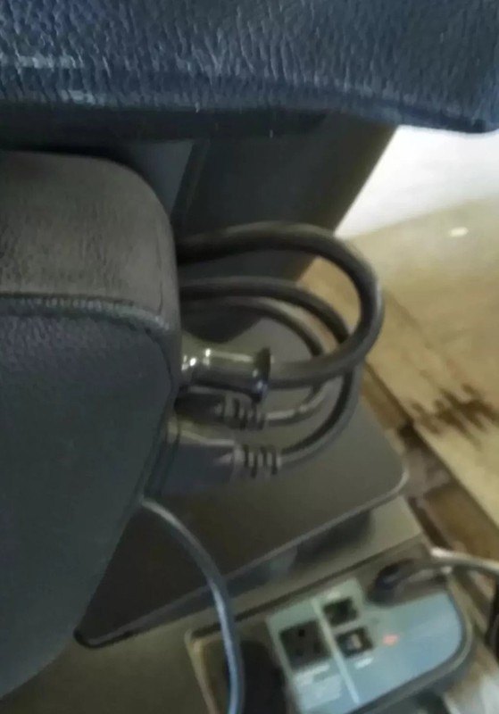 Human Touch Massage Chair Recliner gallery