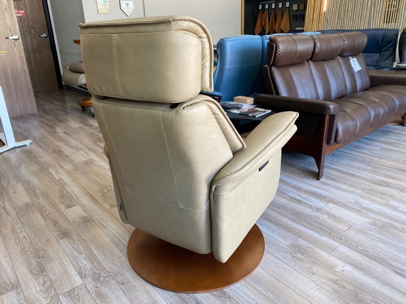 IMG Sedona Ergo Lift Chair Recliner Medium Relaxer - 2 motor Trend Sand Leather gallery